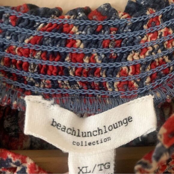 Beachlunchlounge Delilah Smocked Blouse - Picture 3 of 6